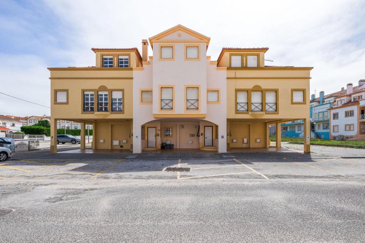 Апартаменти Baleal Pointsurprise House Екстер'єр фото