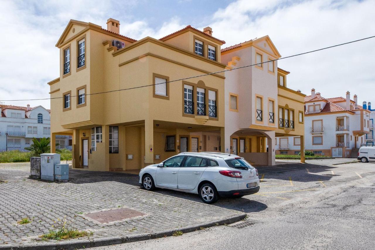 Апартаменти Baleal Pointsurprise House Екстер'єр фото